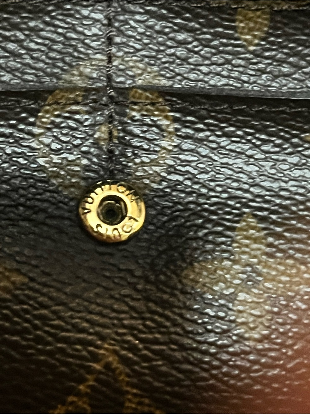 Louis Vuitton Monogram Trifold Wallet with Red Interior - Picture 4 of 5